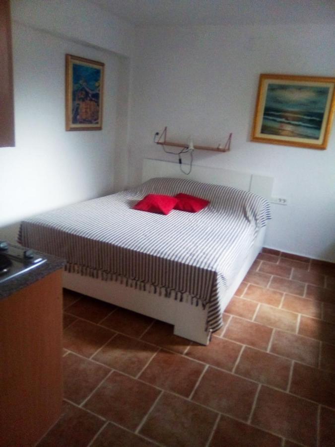 Apartamento Marinja Studio Žuljana Exterior foto